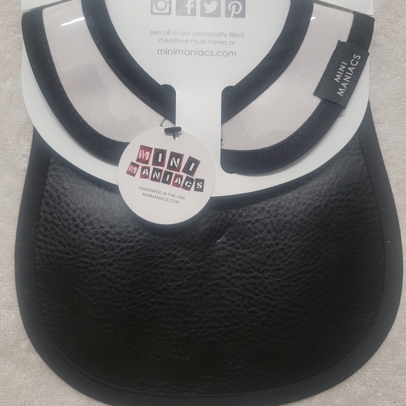 Bib - Picture 2 of 2